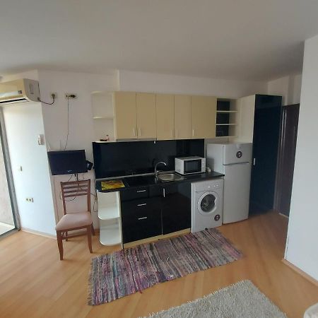 Studios & Apartments Perla Солнечный берег Экстерьер фото